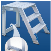 Marchepied roulant en aluminium grande plateforme 60° Marchepied roulant en aluminium grande plateforme 60°